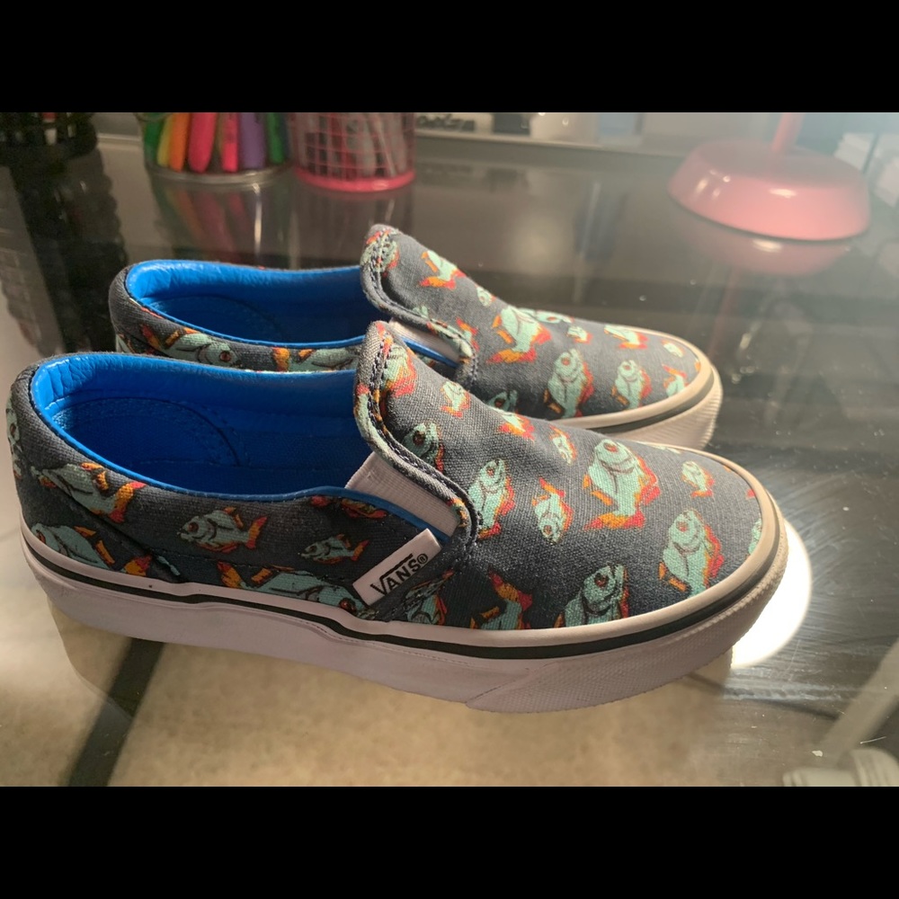 BRAND NEW Boys Slip-on Fish Vans